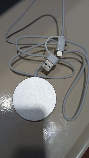 VIKEFON 30W Magnetic Wireless Charger PD Type C photo review