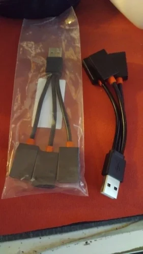 Car Mounted 1 to 2 USB Branching Multi-functional photo review