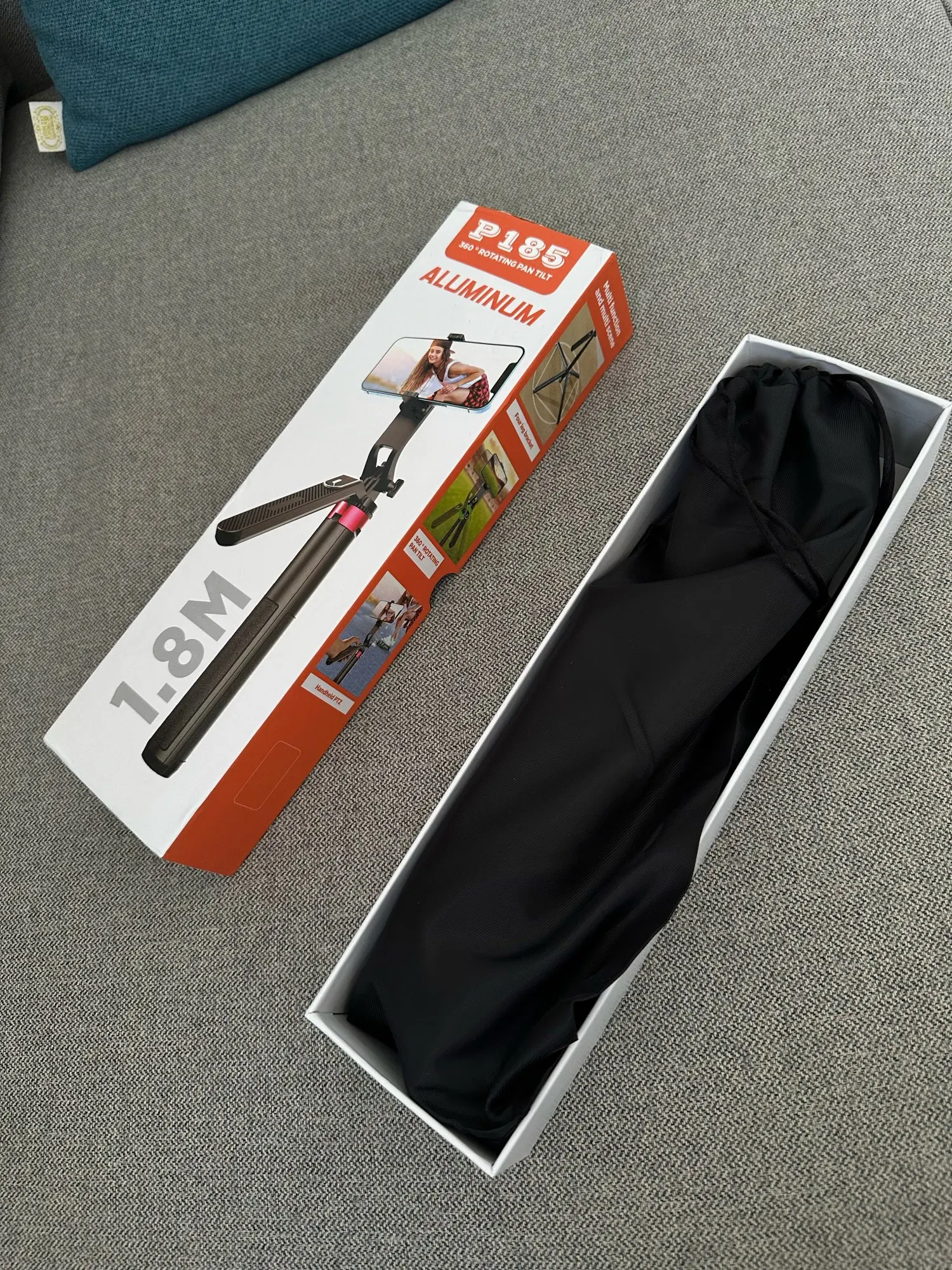 Portable camera tripod with wireless remote control and photo review