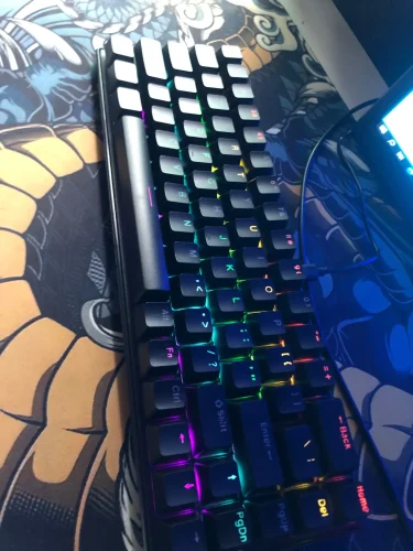 K68 Wired Mechanical Keyboard 10Kinds of Colorful Lighting photo review