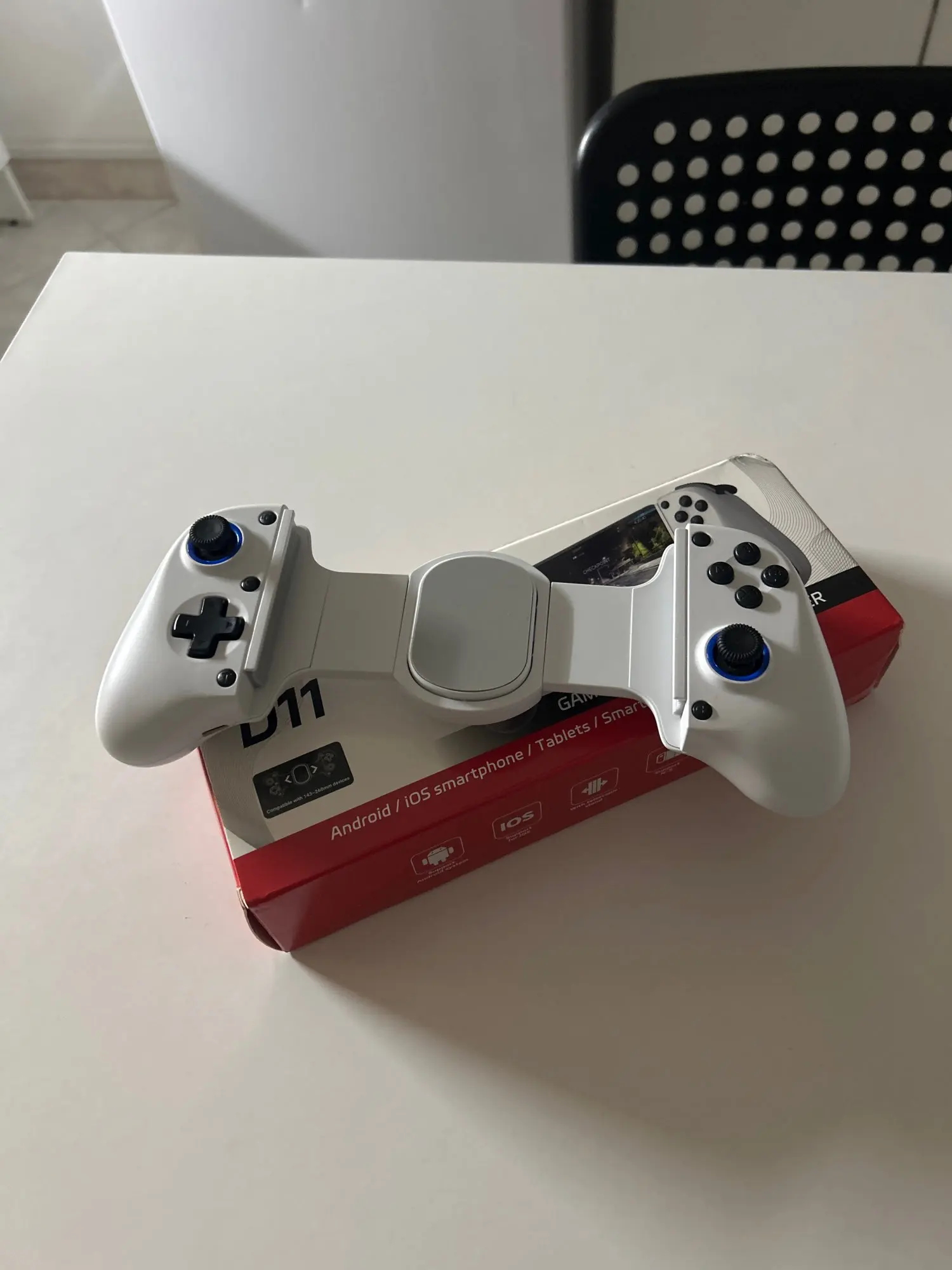 BSP-D11 Stretching Wireless Game Controller For SWITCH/Android/Apple IOS photo review