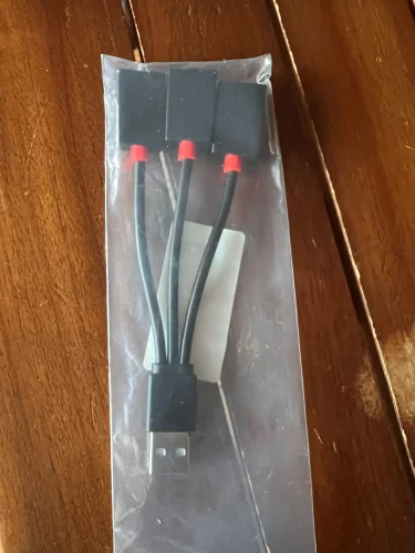 Car Mounted 1 to 2 USB Branching Multi-functional photo review