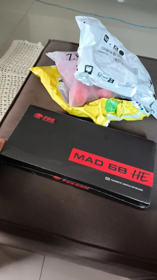 Madcatz Mad60 Mad68 HE 8k Mechanical Keyboard Magnetic photo review