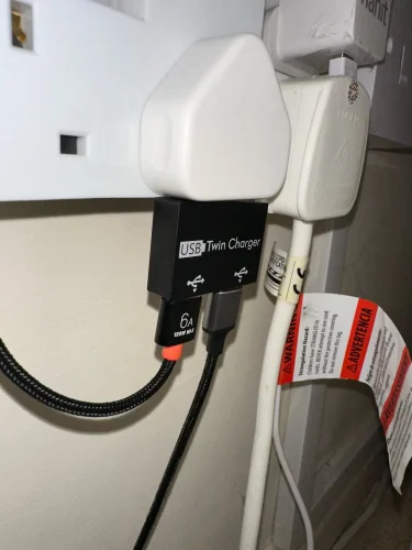 USB To 2 Ports Charger Hub Adapter 1 photo review