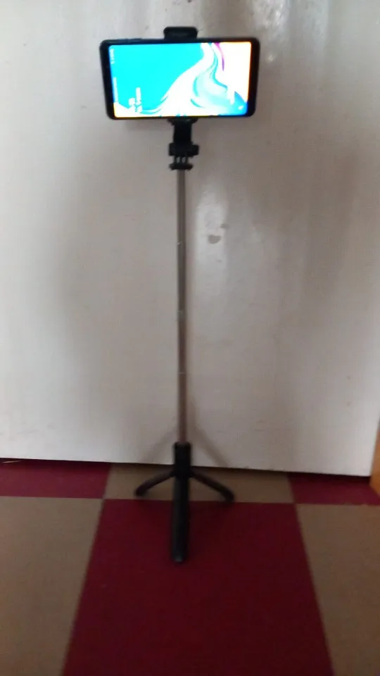 Selfie Stick Tripod for Cell Phone, Mobile Stand photo review