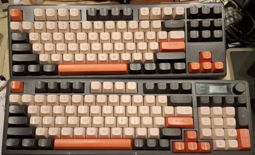 M87 Wireless Keyboard Gaming,87keys Dual Mode Bluetooth Keyboard photo review