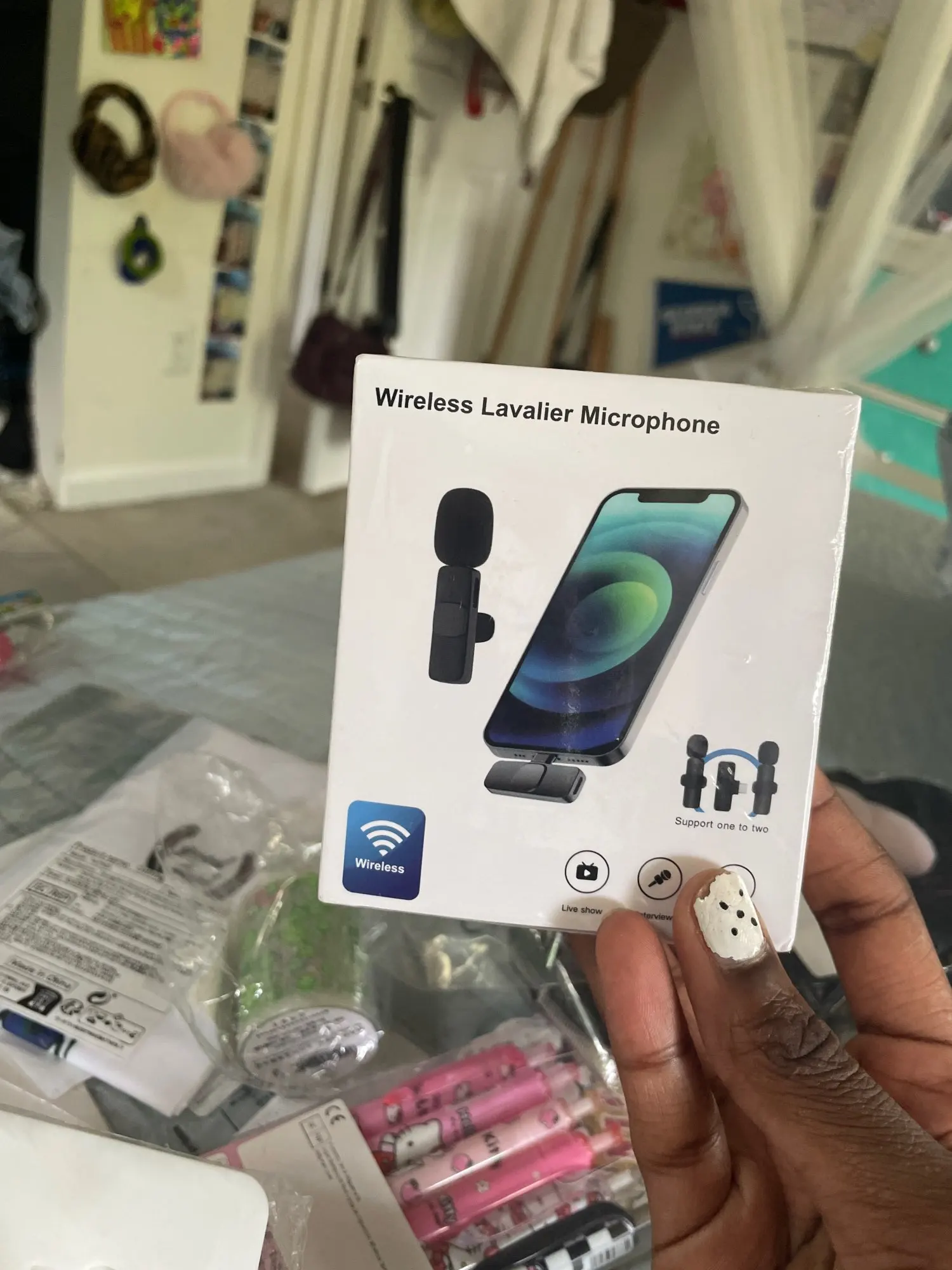 New Wireless Lavalier Microphone Portable Audio Video Recording photo review