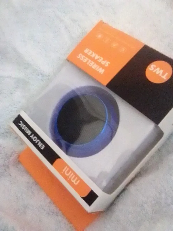 Wireless Bluetooth Speaker Portable Small Steel Gun Metal photo review