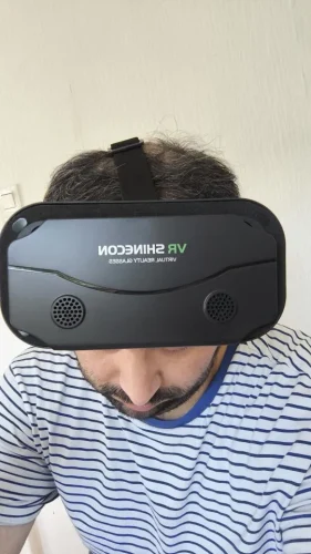 VR Headset Compatible with Phone Within 4.7-7.2inch Display photo review