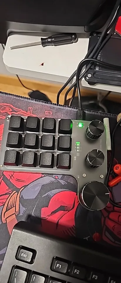 Mini Bluetooth Programming Macro Custom 3 Knob Keyboard photo review