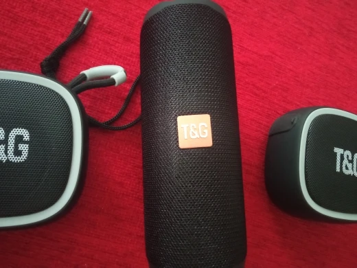 T&G TG365 Portable Bluetooth Speaker Dual Bass LED photo review