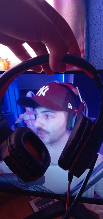 Wired Gaming Headsets Over-ear Headphones with Mic Stereo photo review