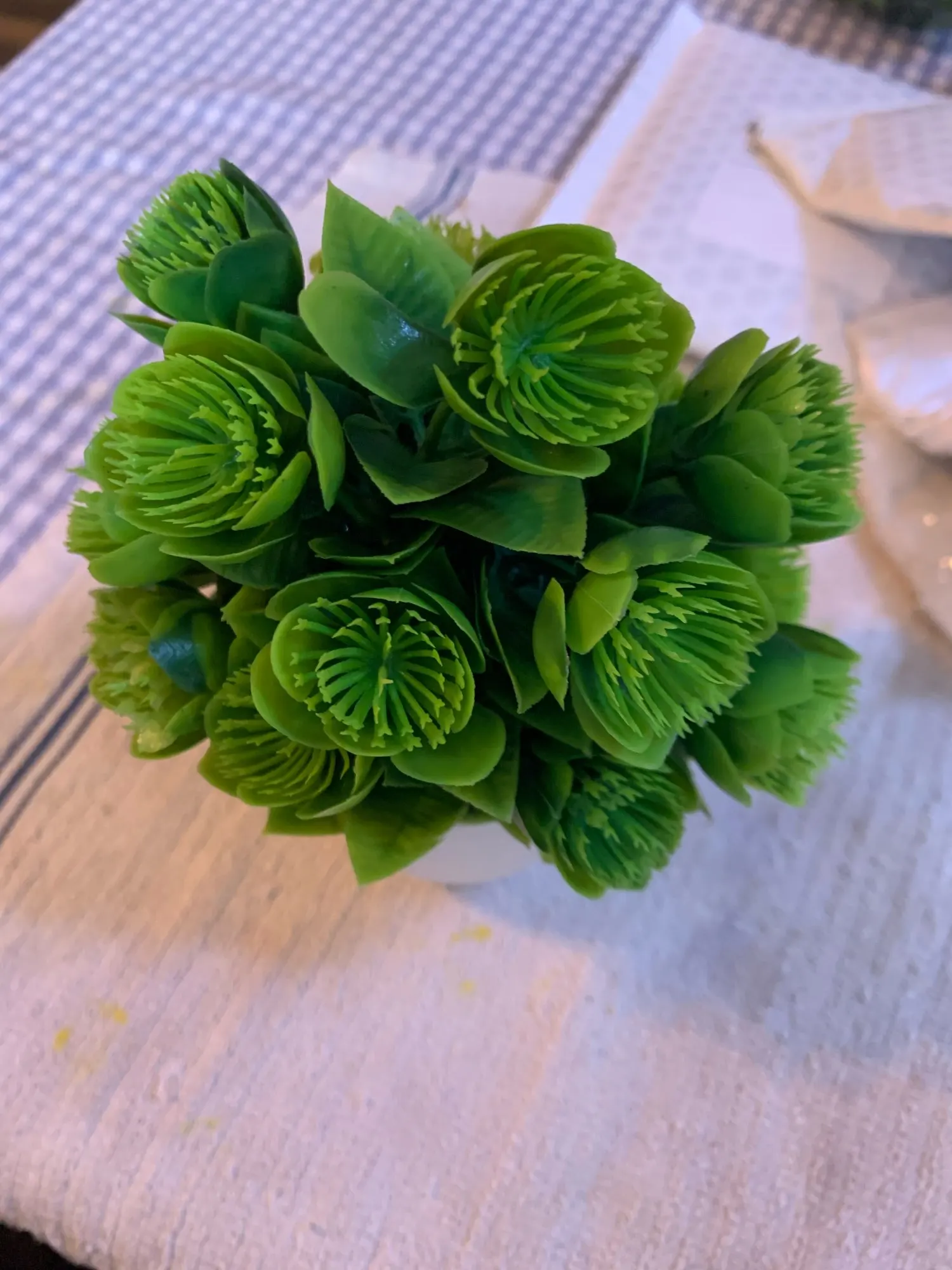 1pc Artificial Plants with Plastics Pots Perfect Greenery photo review