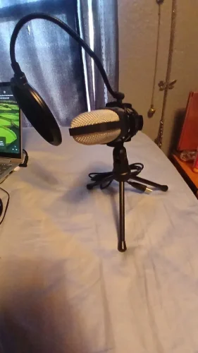 USB Microphone RGB Microfone Condensador Wire Gaming Mic photo review
