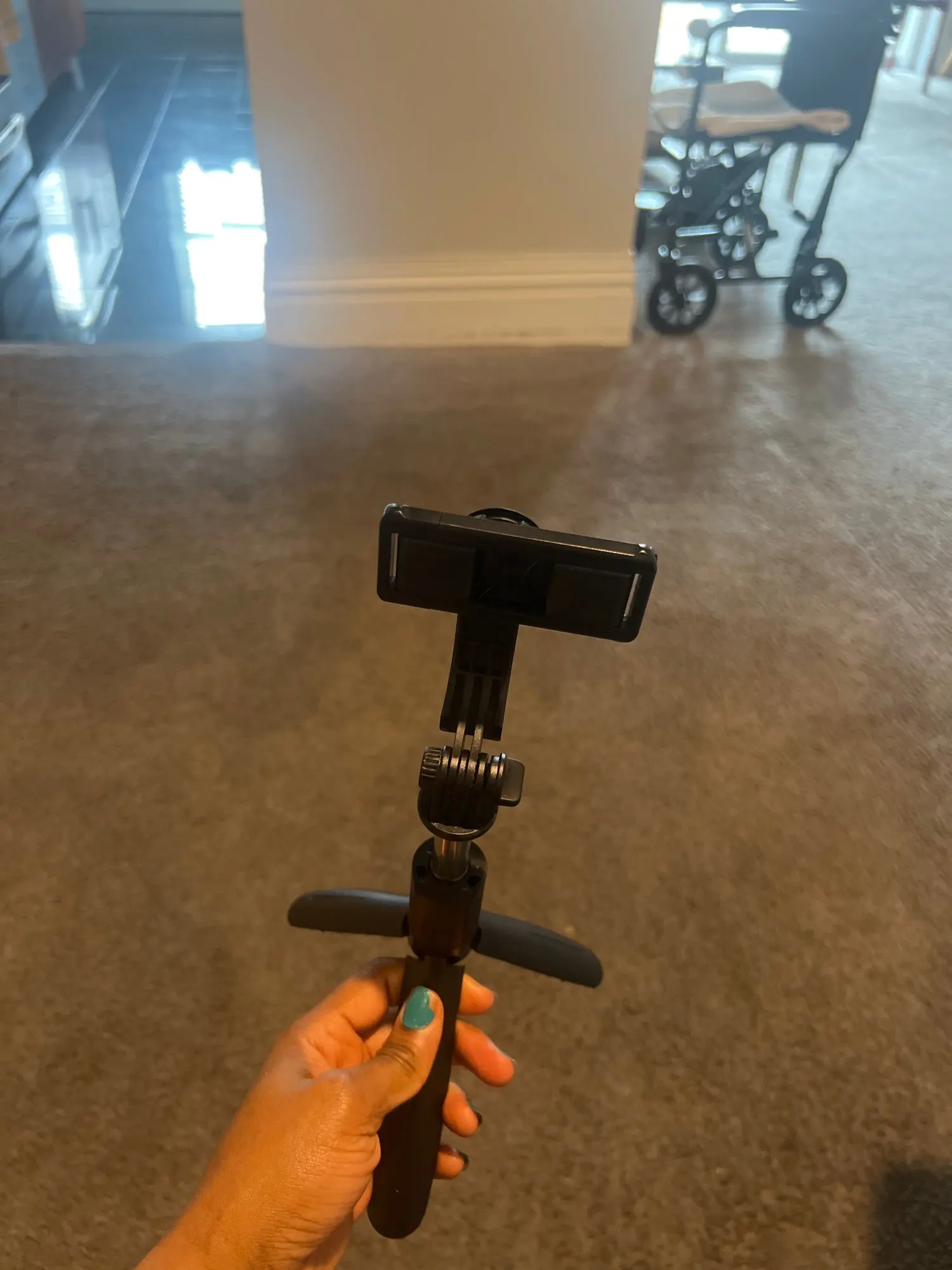 Selfie Stick Tripod for Cell Phone, Mobile Stand photo review