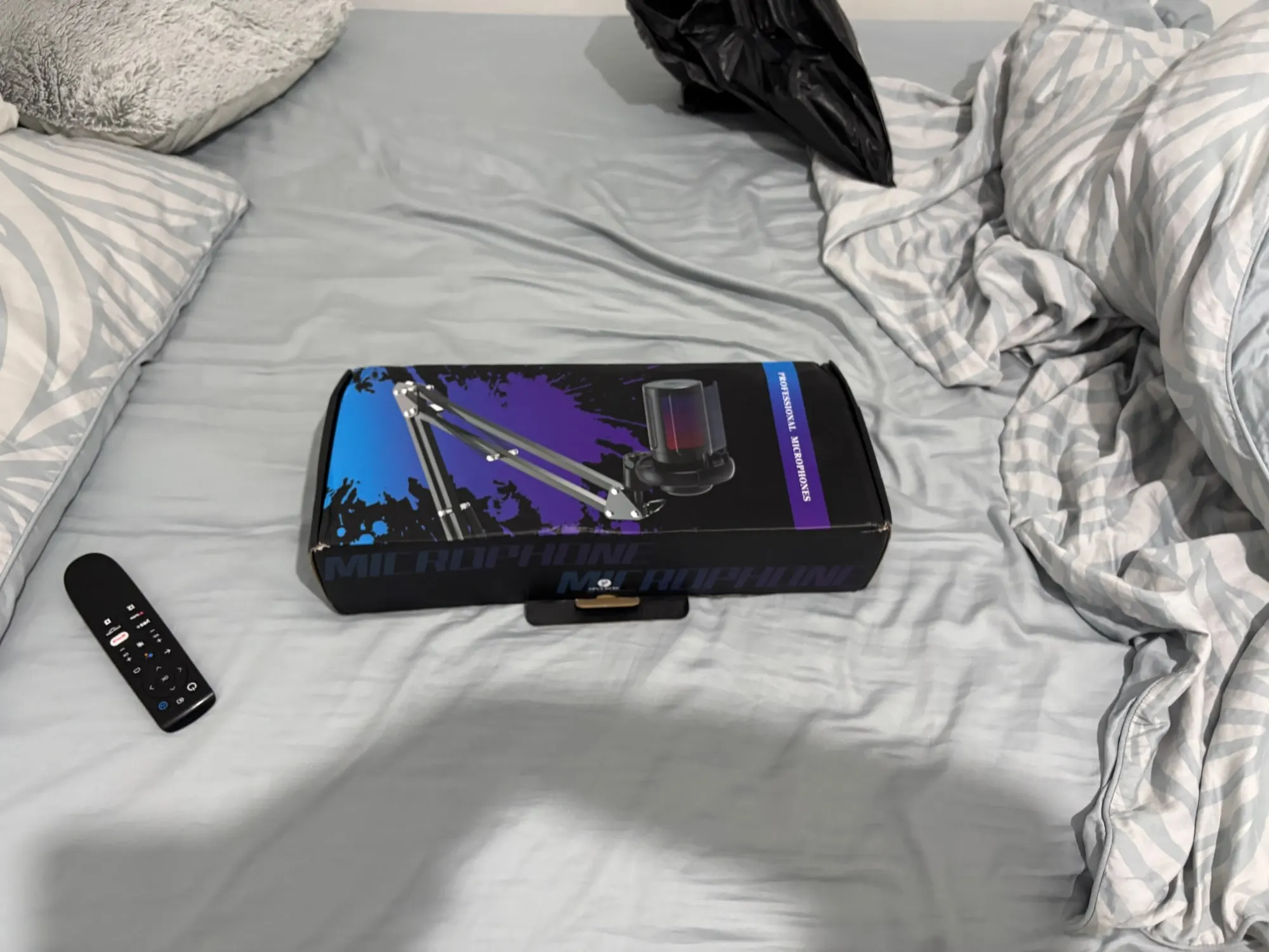 USB Condenser Microphone RGB Esports Game Call Recording photo review