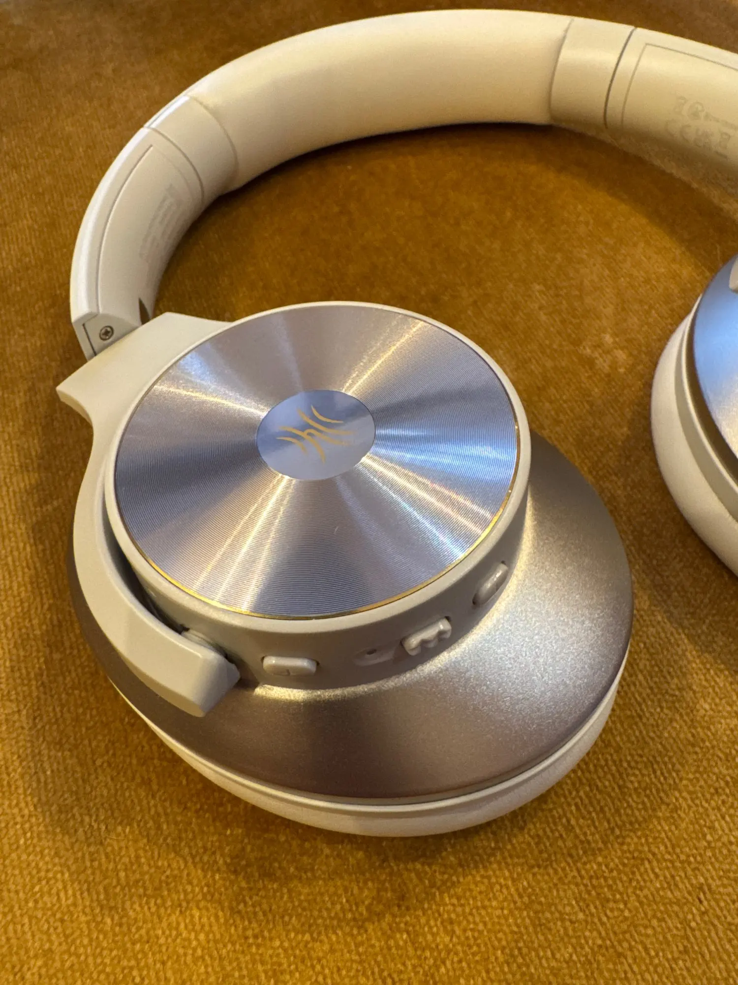 Oneodio A10 Bluetooth 5.4 Headphones Hybrid Active Noise photo review