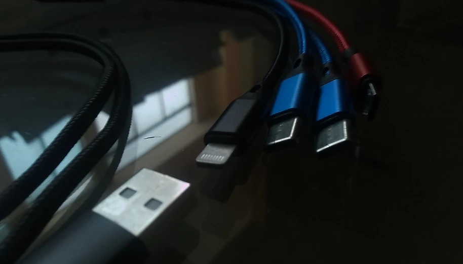 4 in 1 Multi Charger Cable For iPhone photo review