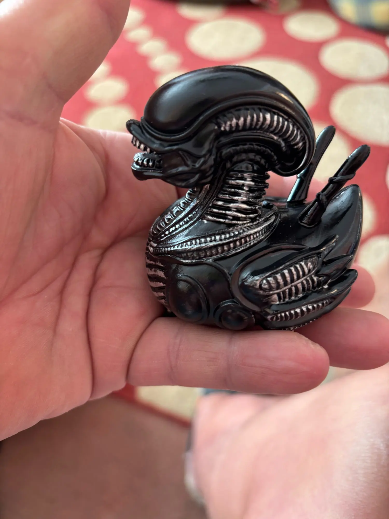 Alien Duck Resin Statue，Evil Alien Duck Ornament ，Resin photo review