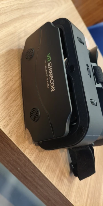 VR Headset Compatible with Phone Within 4.7-7.2inch Display photo review