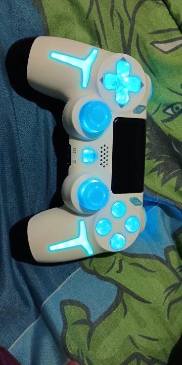 GAMINJA RGB Light Wireless Game Controller For PS4 photo review