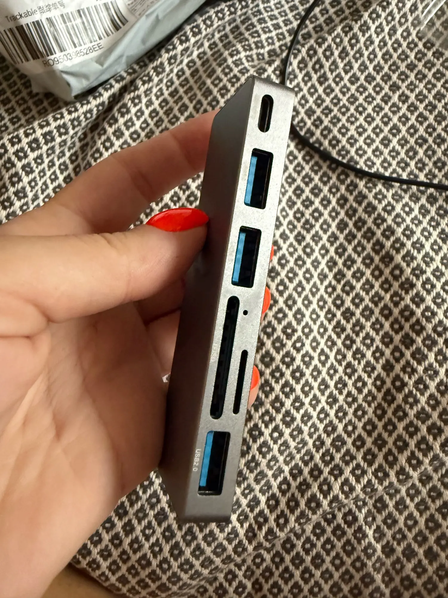 USB 3.1 Type-C Hub to HDMI Adapter 4K photo review