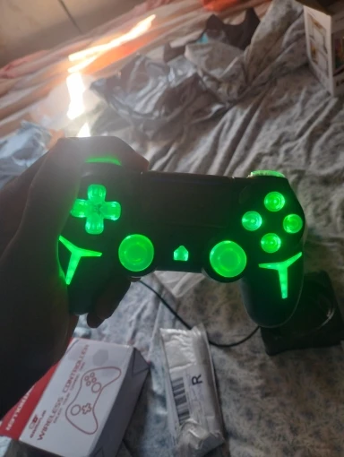 GAMINJA RGB Light Wireless Game Controller For PS4 photo review