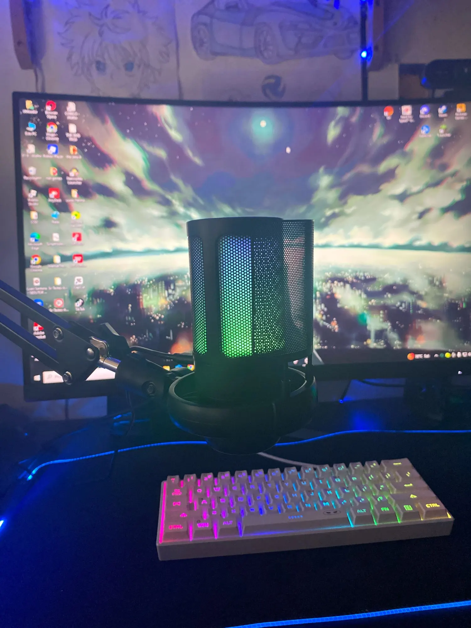 USB Condenser Microphone RGB Esports Game Call Recording photo review