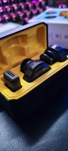 Wireless Lapel Microphone USB-C/iOS Interface Lavalier Mic Noise photo review