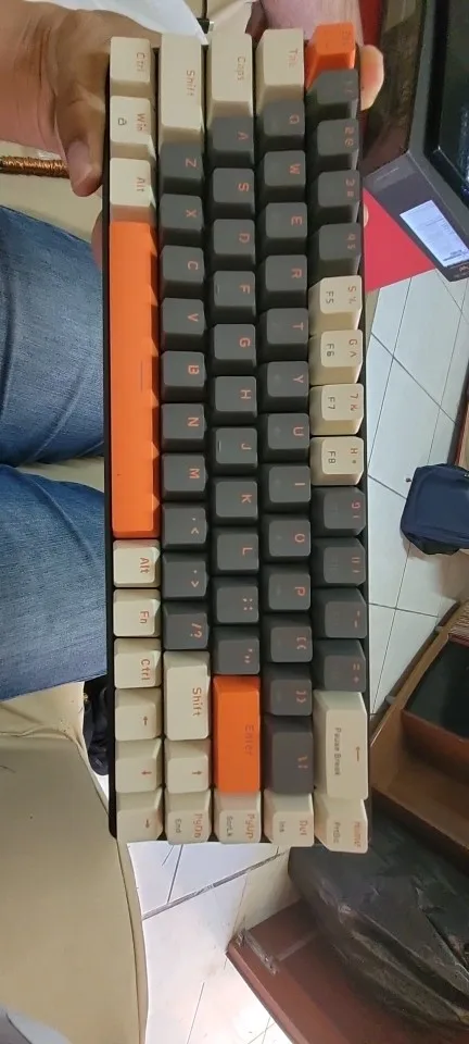 60% Wireless Mechanical Keyboard Bluetooth Dual Mode Hot-Swap photo review