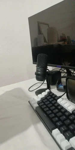 HyperX SoloCast Gaming Microphone Pro Electronic Sports Tap-to-Mute photo review