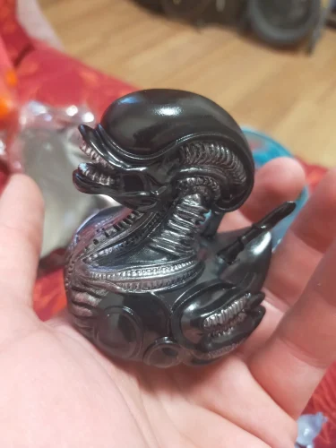 Alien Duck Resin Statue，Evil Alien Duck Ornament ，Resin photo review