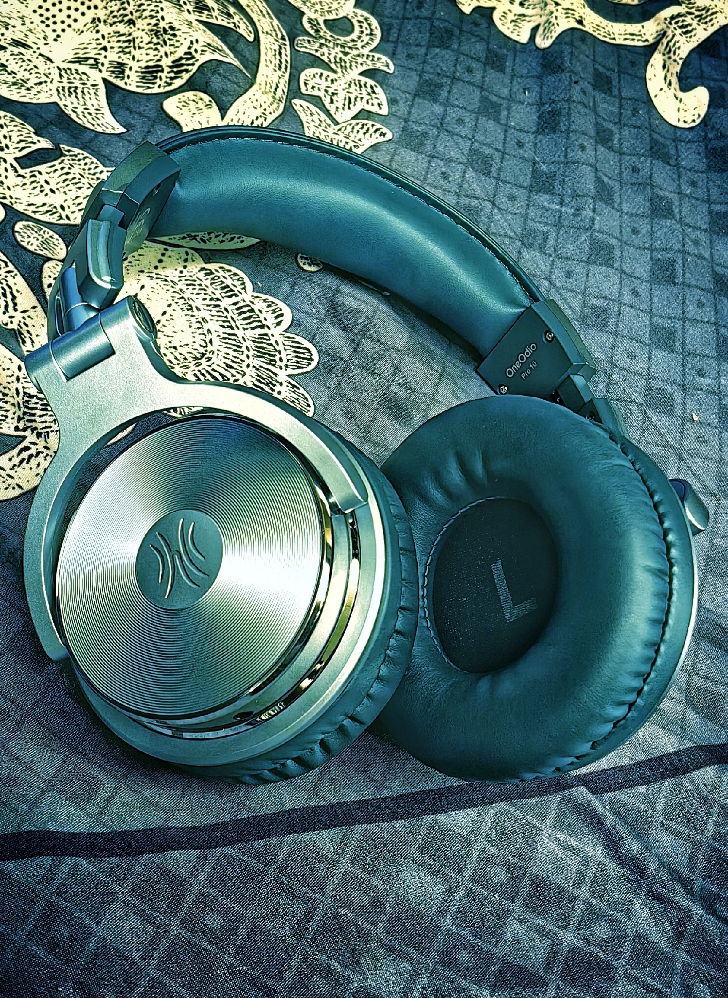 Oneodio Over Ear Headphones Hifi Studio DJ Headphone photo review