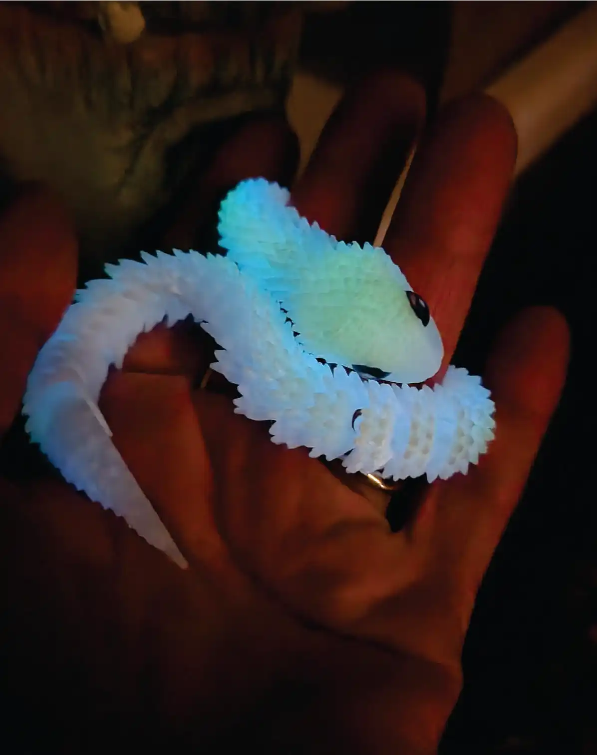 3D Printed Snake with Egg Joint Mobility Simulate photo review