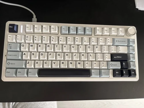 AULA F75 2.4G Wireless/Bluetooth/Wired Gaming Mechanical Keyboard RGB photo review
