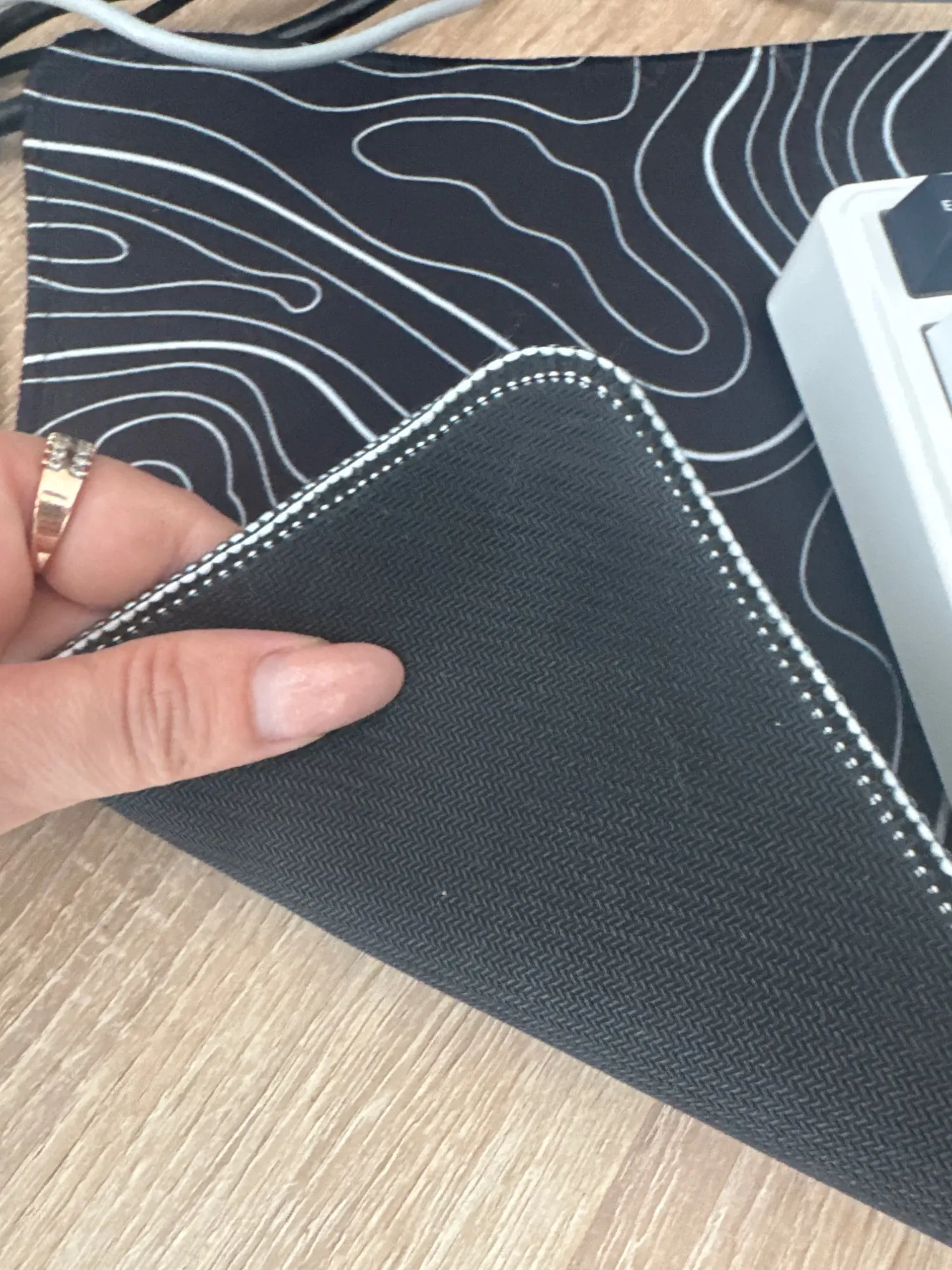 Large Extended Gaming Mouse Pad with Non-Slip Rubber photo review