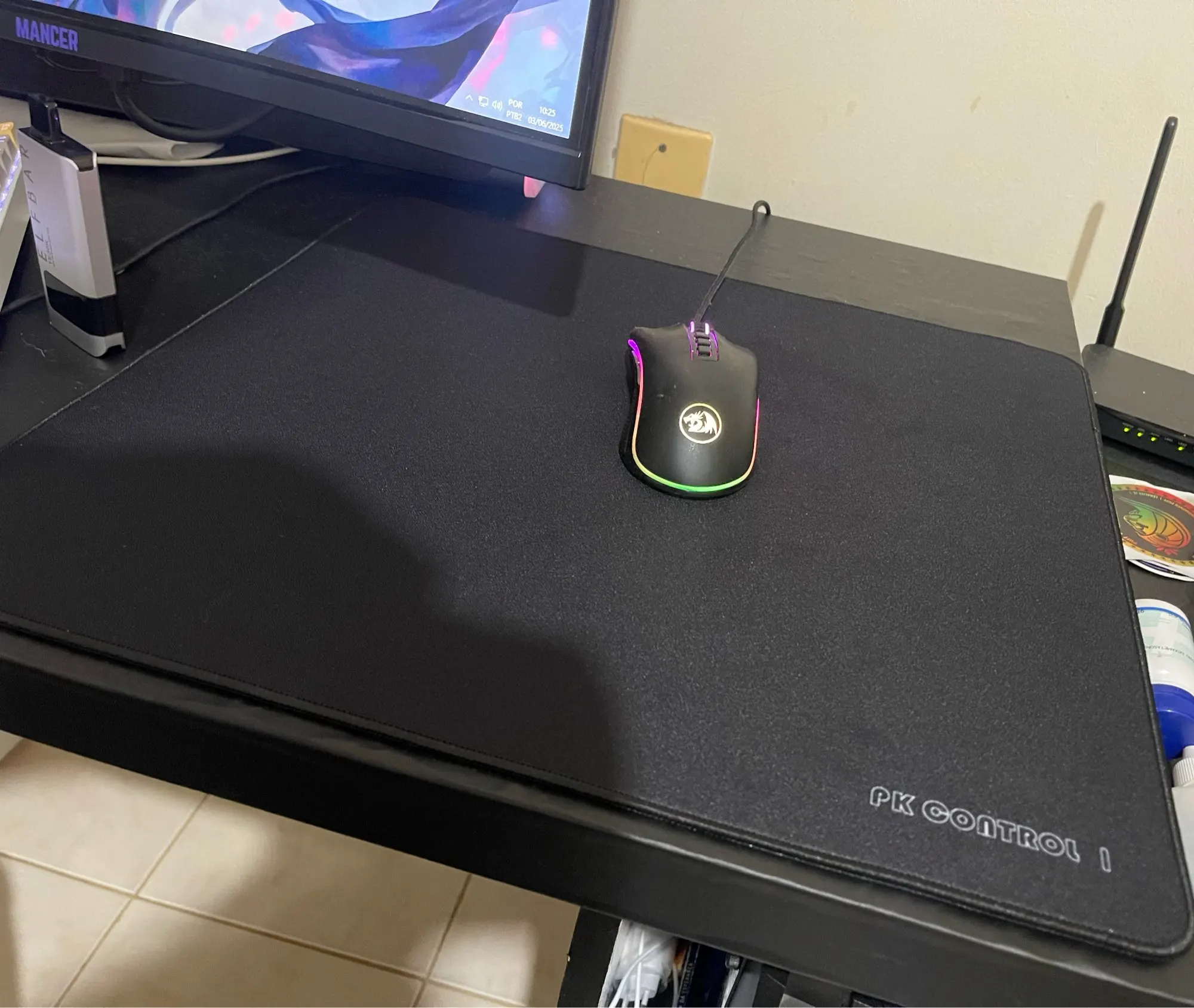 PICKYYMAY Pk Control 1 Design Professional Gaming Mouse photo review