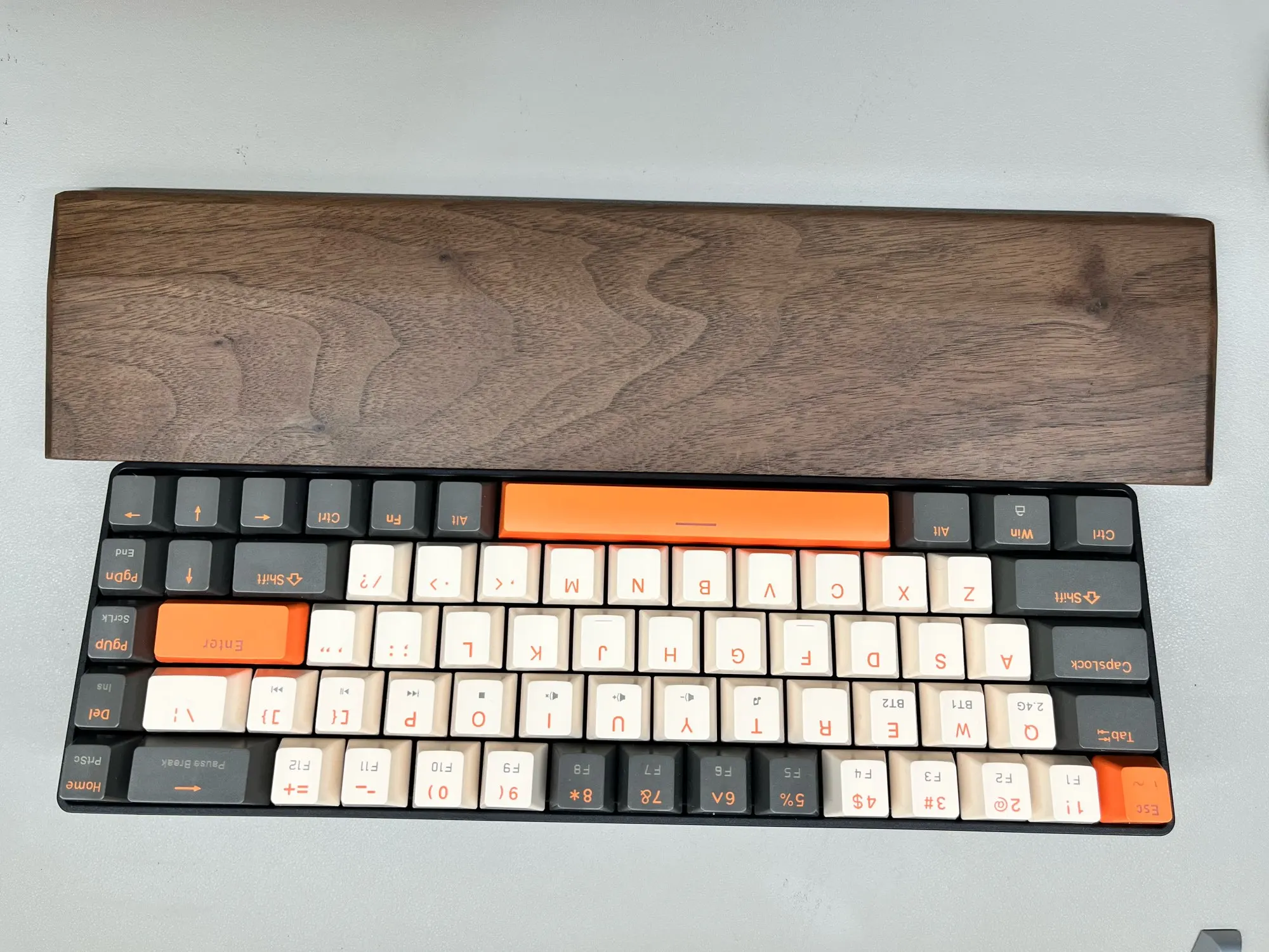 Baseus Foldable Laptop Stand Portable Notebook Support Base photo review