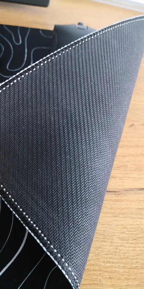Large Extended Gaming Mouse Pad with Non-Slip Rubber photo review