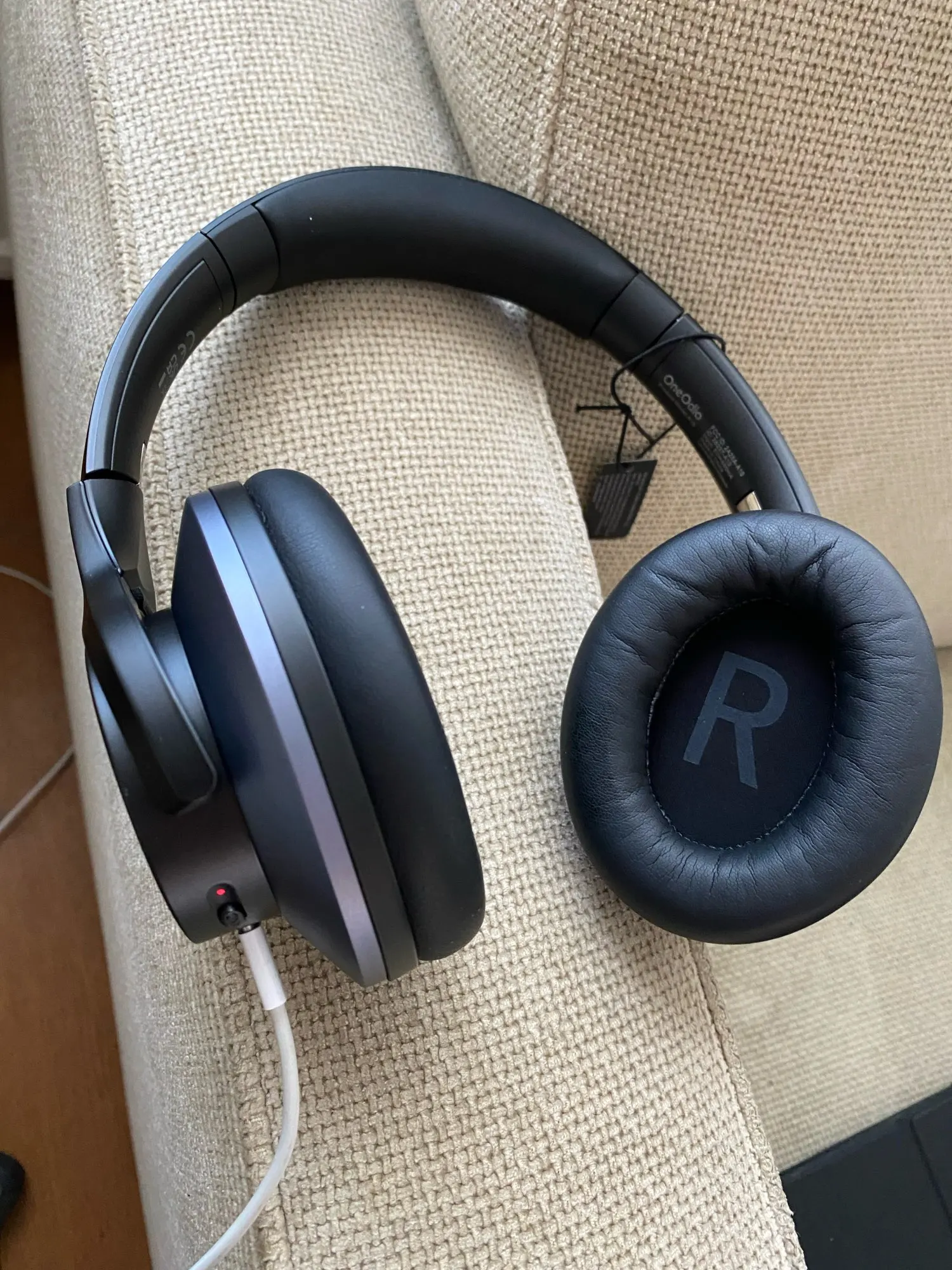 Oneodio A10 Bluetooth 5.4 Headphones Hybrid Active Noise photo review