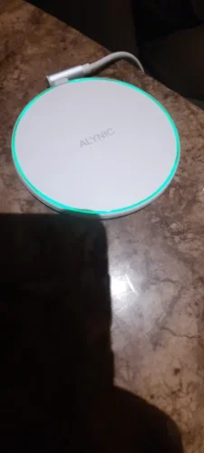 30W Wireless Charger For iPhone 15 14 13 photo review