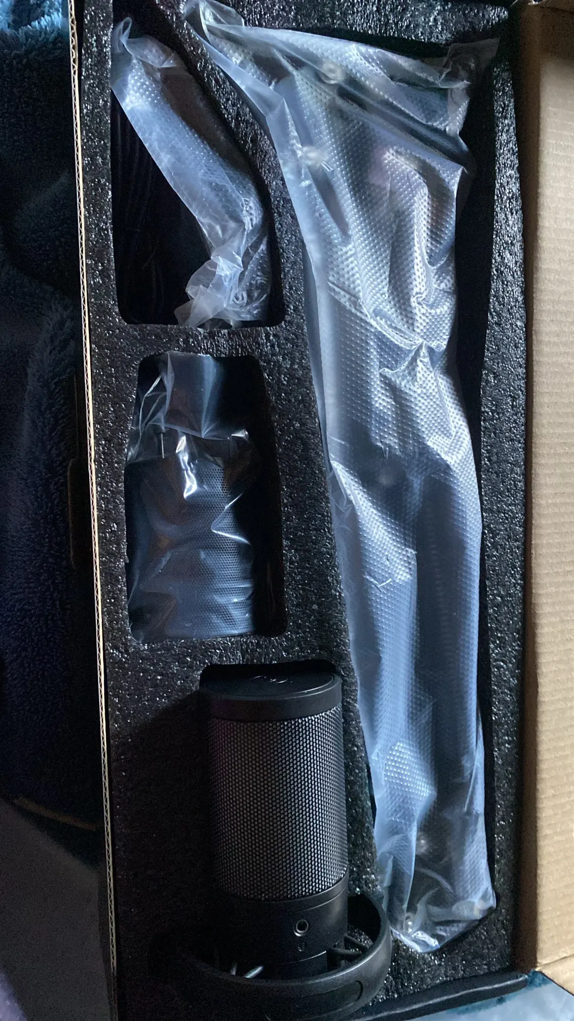 USB Condenser Microphone RGB Esports Game Call Recording photo review