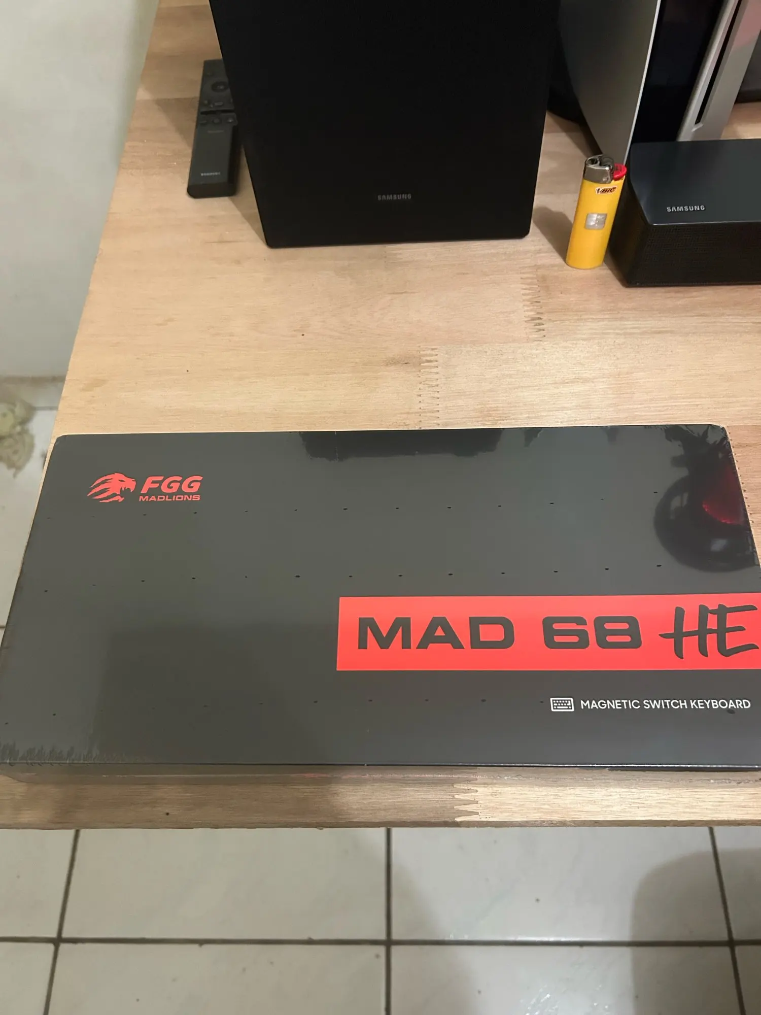 Madcatz Mad60 Mad68 HE 8k Mechanical Keyboard Magnetic photo review