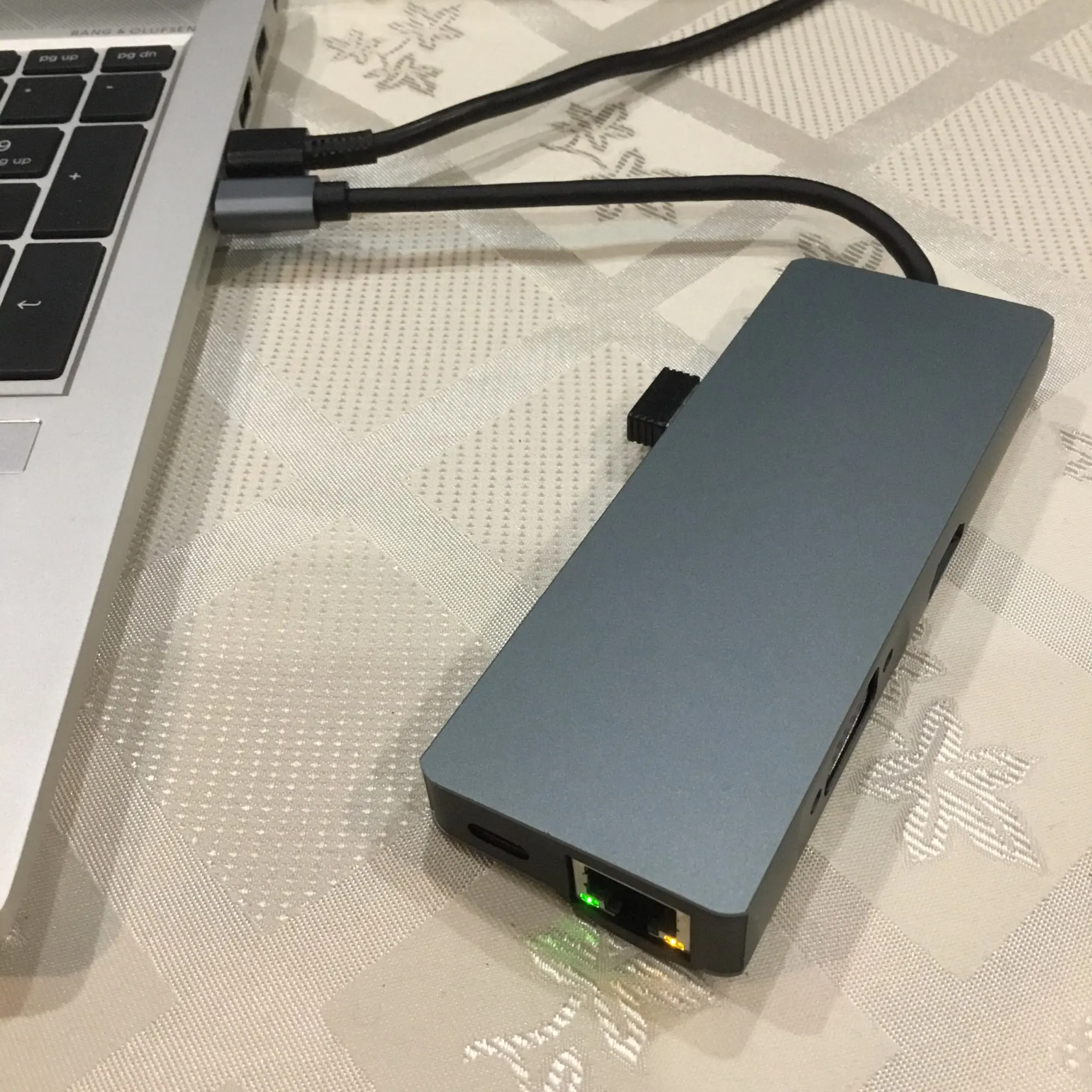 USB 3.0 Type-C Hub to 4K HDMI Adapter photo review