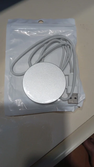 VIKEFON 30W Magnetic Wireless Charger PD Type C photo review