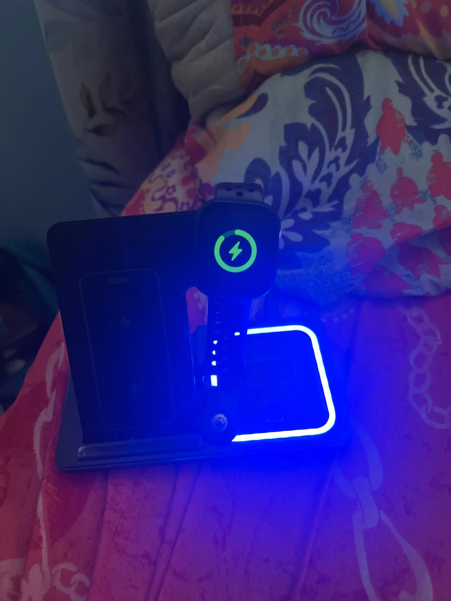 3 in 1 30W Foldable Wireless Charging Station photo review