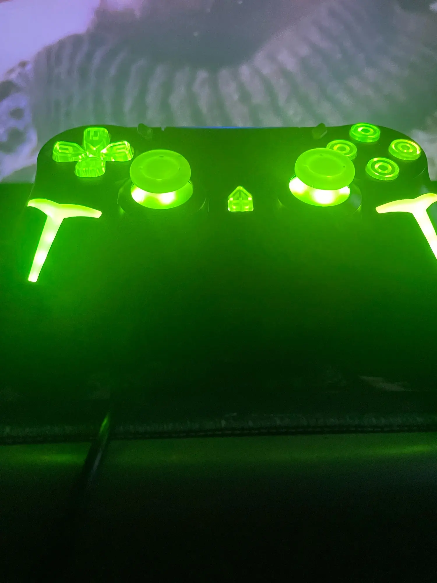 GAMINJA RGB Light Wireless Game Controller For PS4 photo review