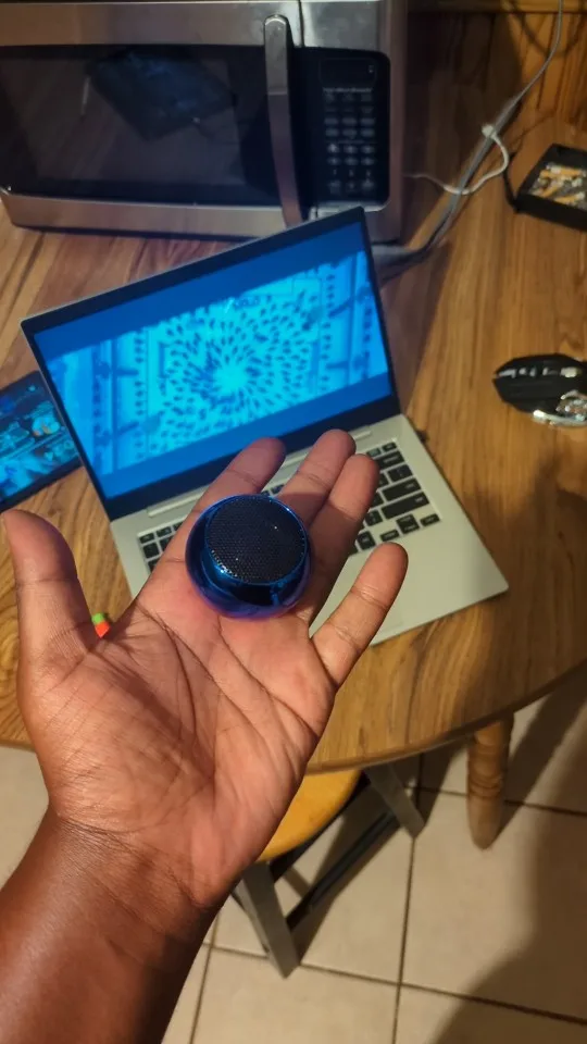 Wireless Bluetooth Speaker Portable Small Steel Gun Metal photo review