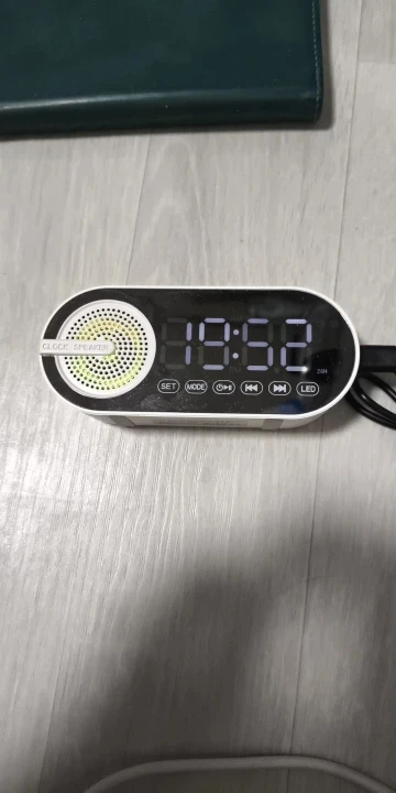 Alarm Clock Caixa De Som Bluetooth Speaker Portable photo review
