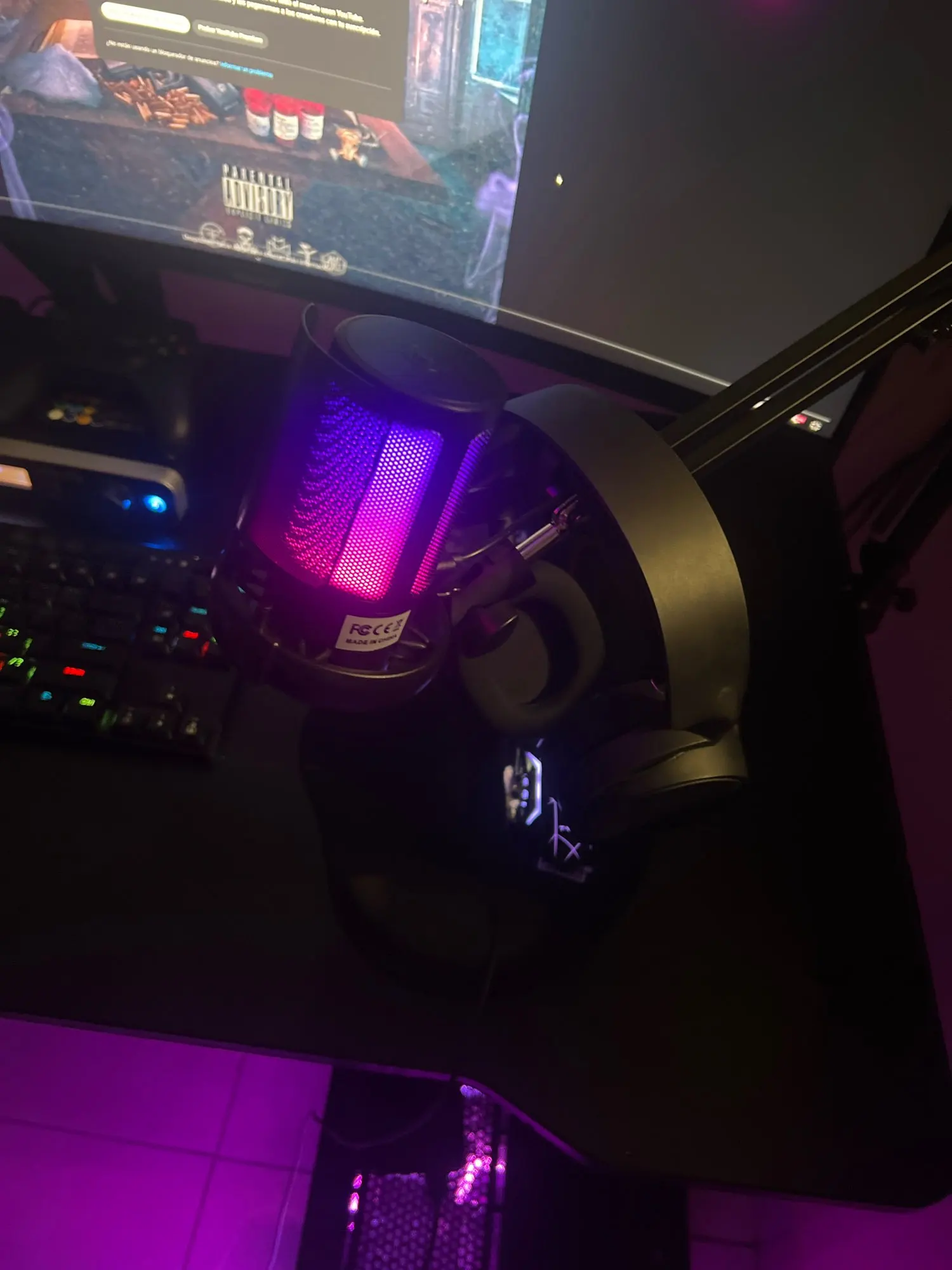 USB Condenser Microphone RGB Esports Game Call Recording photo review